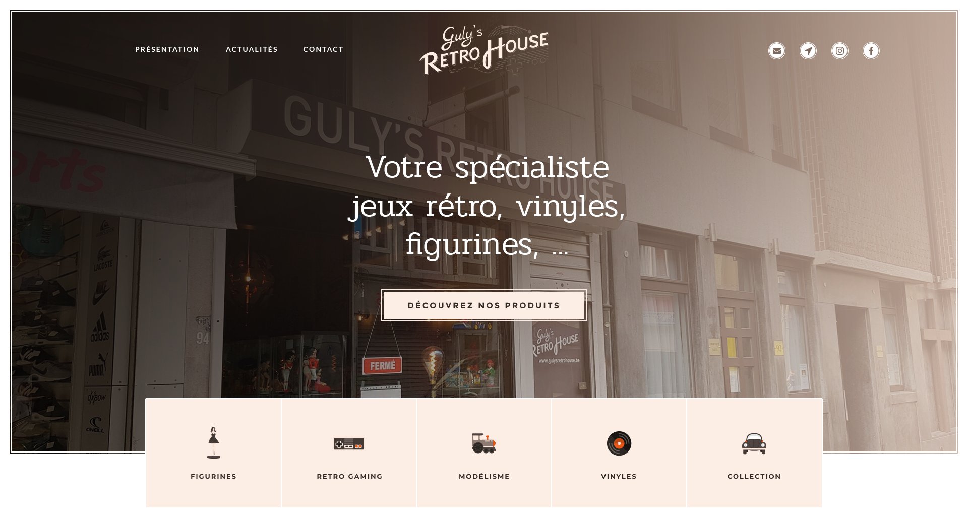 The first mockup of the home page, still under the name Retro House: the shop front behind the logo, the line "Votre spécialiste jeux rétro, vinyles, figurines", a button to the products and five categories, figurines, retro gaming, model making, vinyl records and collection